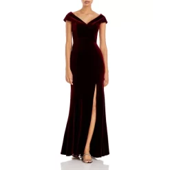 Flash Sale π₯° AQUA Off-the-Shoulder Fluted Velvet Gown - 100% Exclusive Burgundy π